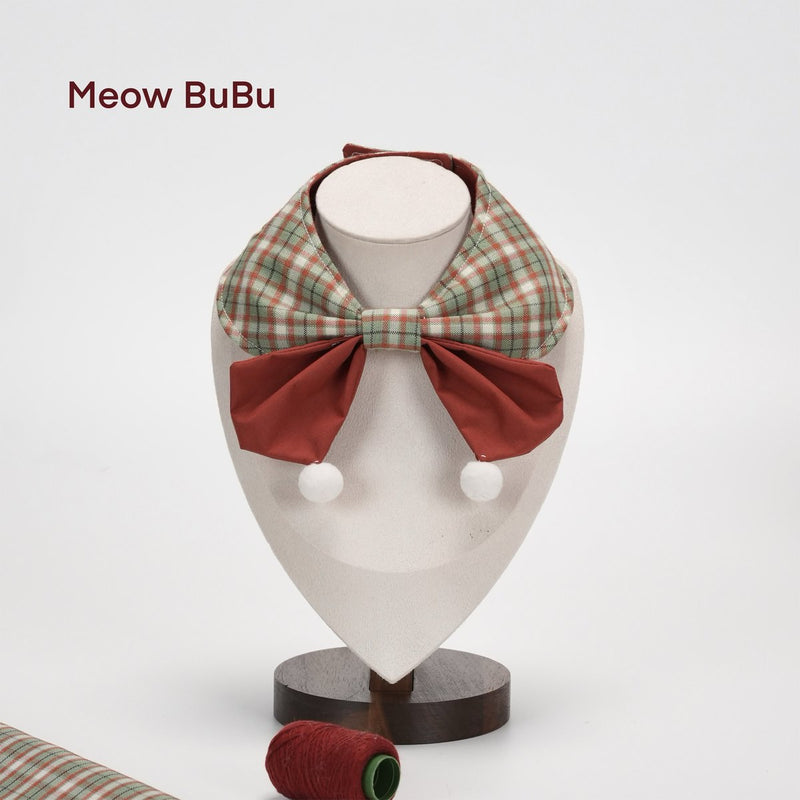 Forest & Flame bow bib style